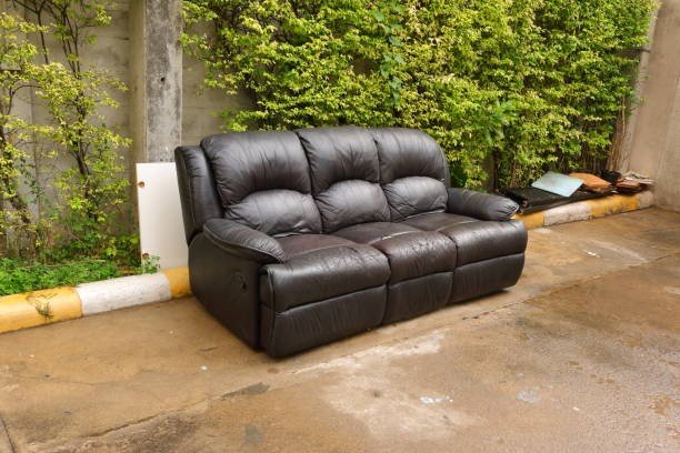 Alasan Banyak Orang di Jakarta Memilih Service Sofa di Mandiri Sofa